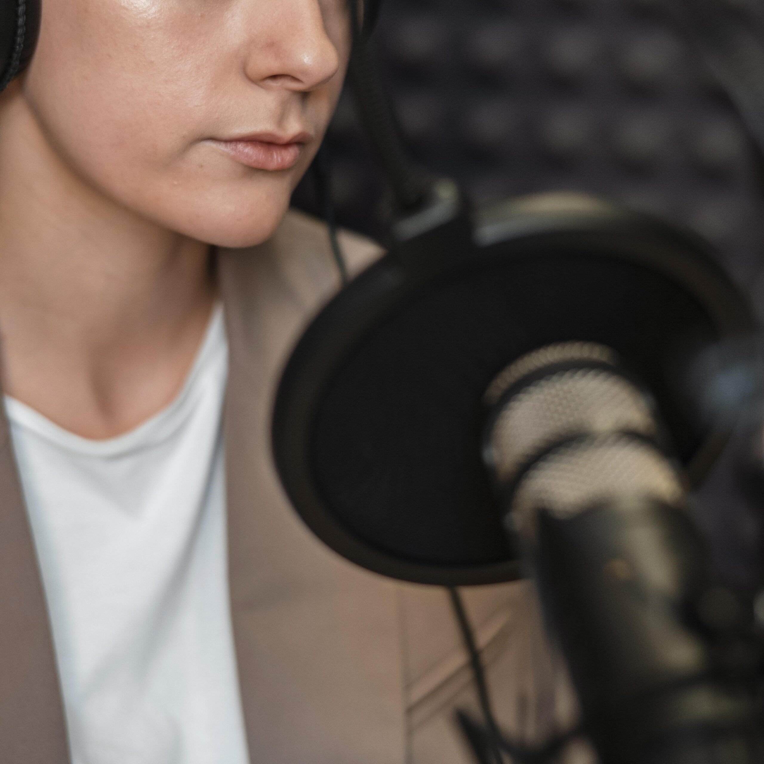 close-up-woman-speaking-radio